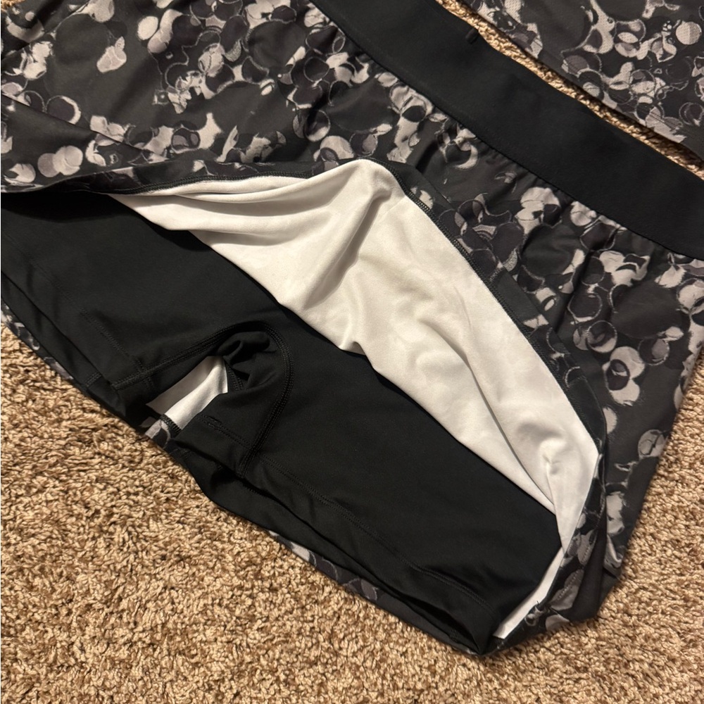 NIKE 2-piece tennis or pickleball outfit